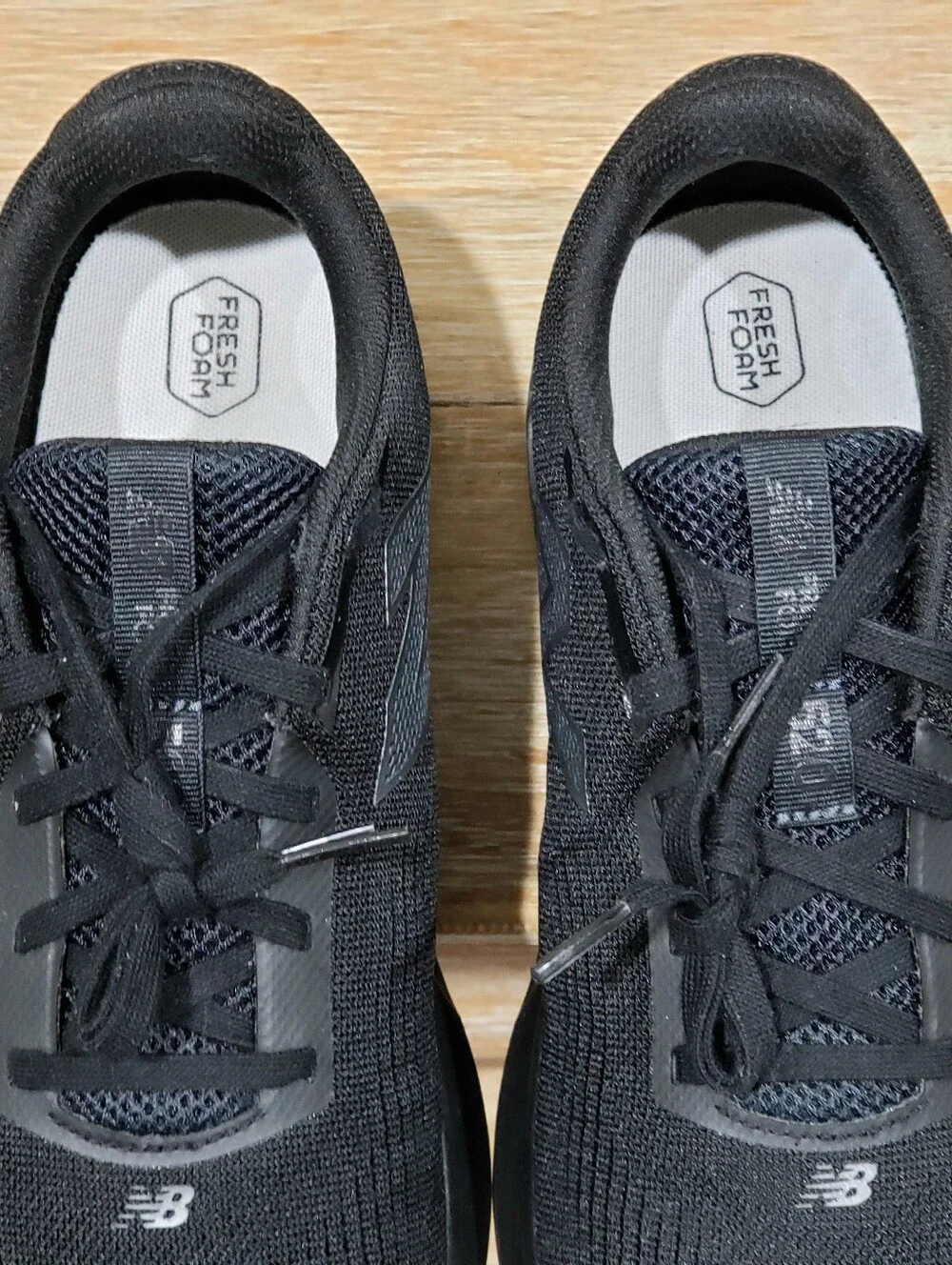 NEW BALANCE Women's Fresh Foam 520 v9 Running Shoes (11D/9.5D Men's) Black